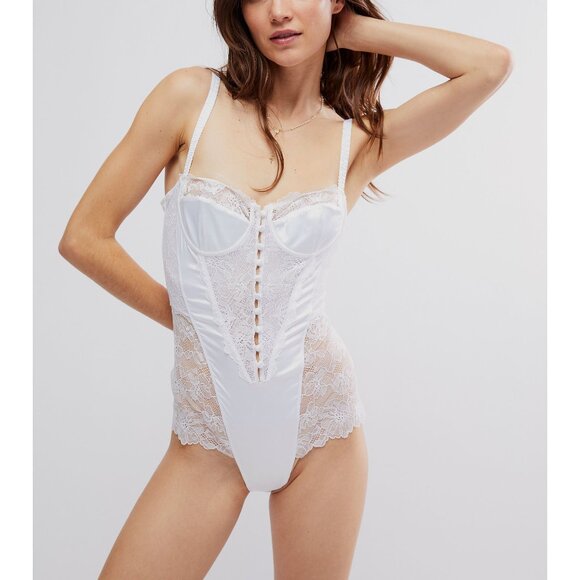 🎉LAST CHANCE🎉 FREE PEOPLE Afternoon Kiss Bodysuit / White - Picture 3 of 9